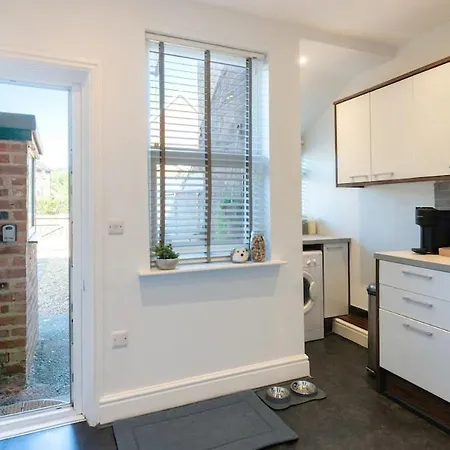 Dog Friendly Ground Floor Flat Apartamento *