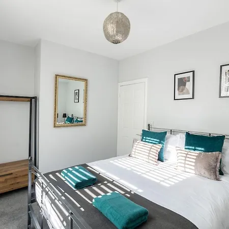 Apartamento Dog Friendly Ground Floor Flat